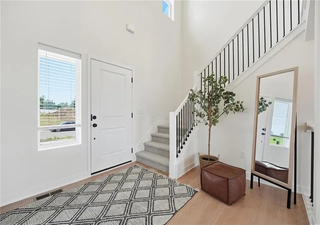 Photo 2 of Sale Pending at 350 Sw Amara Dr, Lees Summit, MO 64064 | MLS# 2633041 | Listing updated on 2026-07-23