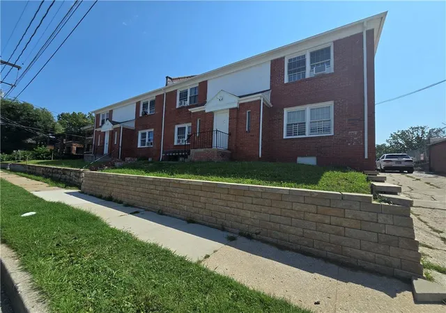 Photo 1 of Multi family home for sale at 535 Bellefontaine Ave, Kansas City, MO 64124 | MLS# 2633052 | Listing updated on 2026-07-28