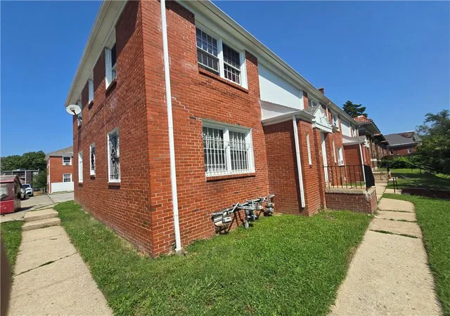 Photo 3 of Multi family home for sale at 535 Bellefontaine Ave, Kansas City, MO 64124 | MLS# 2633052 | Listing updated on 2026-07-28