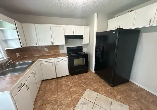 Photo 2 of Sale Pending at 8855 E 59th Street, Raytown, MO 64133 | MLS# 2633054 | Listing updated on 2026-08-13