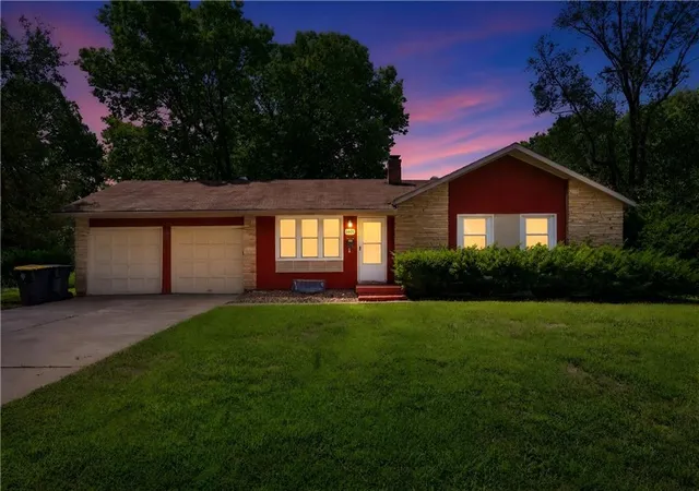 Photo 1 of Sale Pending at 6601 E 96th Street, Kansas City, MO 64134 | MLS# 2633070 | Listing updated on 2026-09-21