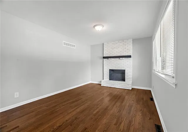 Photo 3 of Single family home for sale at 604 S Stevenson St, Olathe, KS 66061 | MLS# 2633083 | Listing updated on 2026-09-30