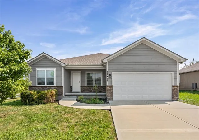 1st image of 31855 W 171st St, Gardner, KS 66030 | MLS# 2633091