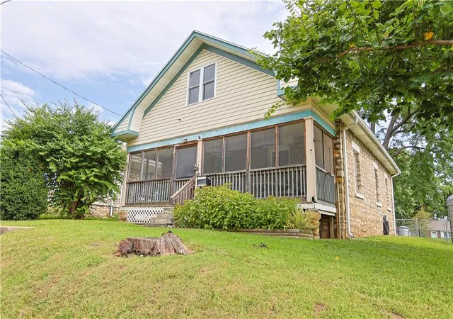 Photo 3 of Single family home for sale at 11612 Hackett St, Sugar Creek, MO 64054 | MLS# 2633100 | Listing updated on 2026-08-17
