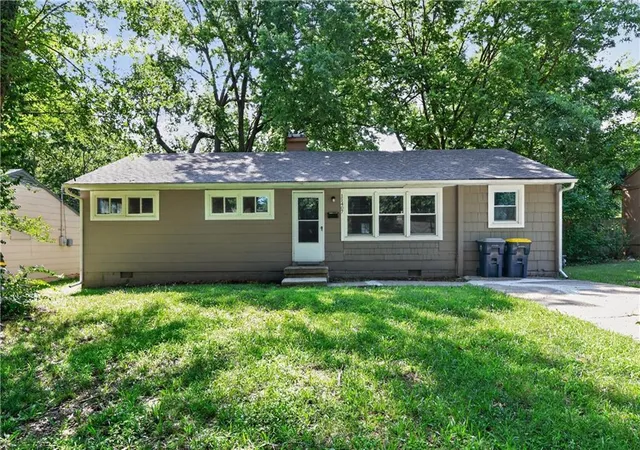 Photo 1 of Single family home for sale at 11407 Richmond Ave, Kansas City, MO 64134 | MLS# 2633105 | Listing updated on 2026-09-03