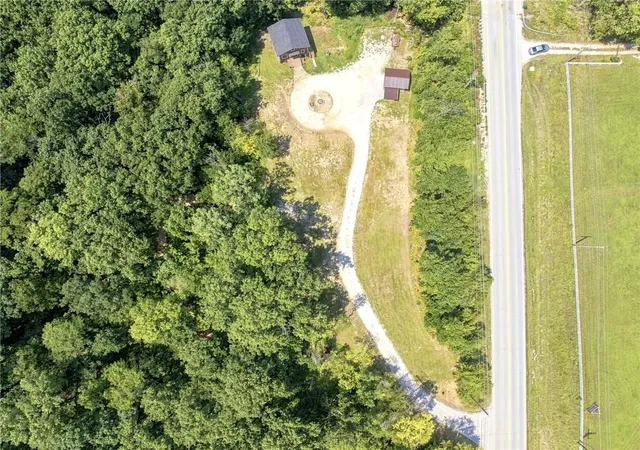 1st image of 821 W 92 Hwy, Smithville, MO 64089 | MLS# 2633108