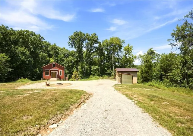 5th image of 821 W 92 Hwy, Smithville, MO 64089 | MLS# 2633108