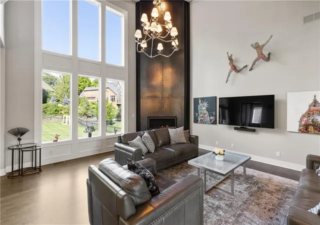 Photo 2 of Single family home for sale at 5947 N Cosby Ave, Kansas City, MO 64151 | MLS# 2633109 | Listing updated on 2026-10-06
