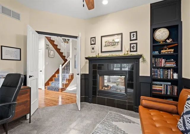 Photo 4 of Sale Pending at 2804 SE Bingham Pl, Lee's Summit, MO 64063 | MLS# 2633111 | Listing updated on 2026-08-28