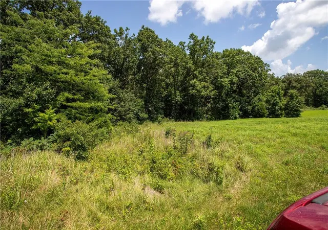 1st image of 811 Se 600Th Rd, Knob Noster, MO 65336 | MLS# 2633116