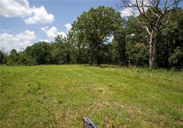 2nd image of 811 Se 600th Rd, Knob Noster, MO 65336 | MLS# 2633116