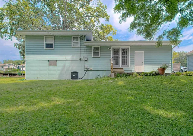 26th image of S Main St, Liberty, MO 64068 | MLS# 2633129