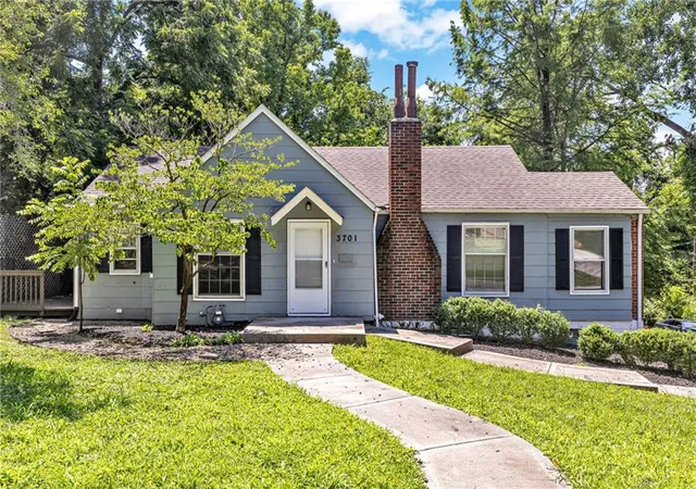 Photo 1 of Sale Pending at 3701 Ne 34 Terrace, Kansas City, MO 64117 | MLS# 2633132 | Listing updated on 2026-09-20