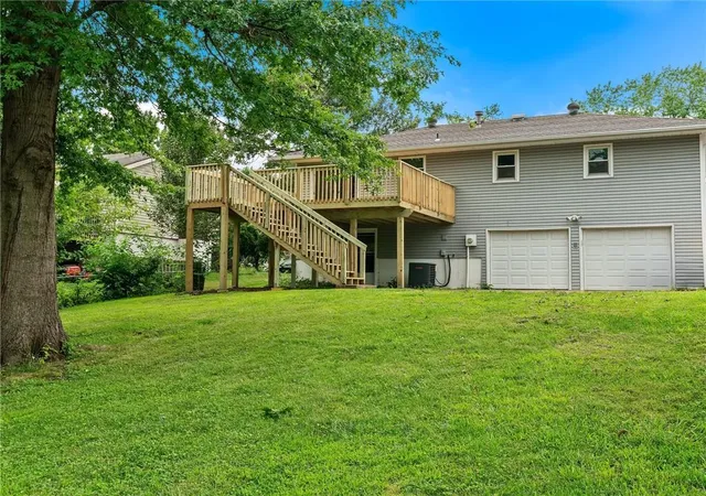 Photo 5 of Single family home for sale at 1229 Michele Dr, Excelsior Springs, MO 64024 | MLS# 2633140 | Listing updated on 2026-08-25