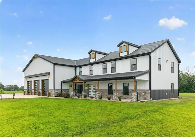 5th image of 10782 Starr School Rd, Odessa, MO 64076 | MLS# 2633149