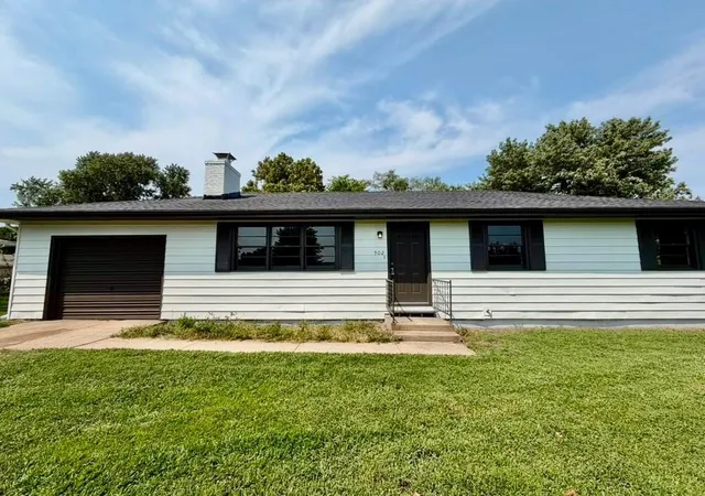 2nd image of 502 Jennifer Ln, Garden City, MO 64747 | MLS# 2633152