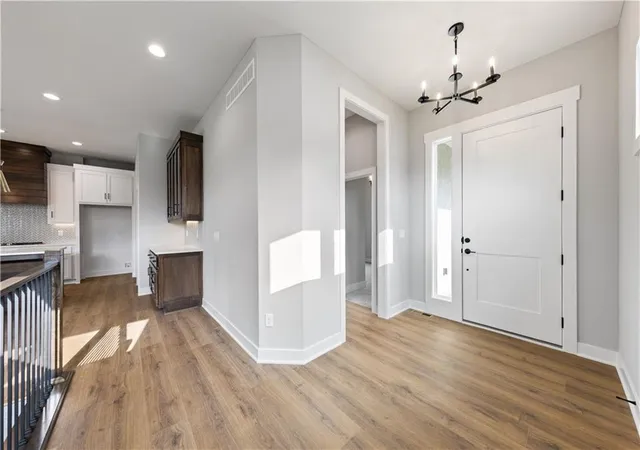 Photo 2 of Single family home for sale at 1608 Sw Arbor Park Dr, Lees Summit, MO 64082 | MLS# 2633157 | Listing updated on 2026-09-21