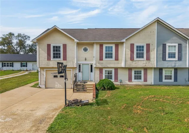 Photo 1 of Sale Pending at 413 E Elm St, Polo, MO 64671 | MLS# 2633164 | Listing updated on 2026-08-21