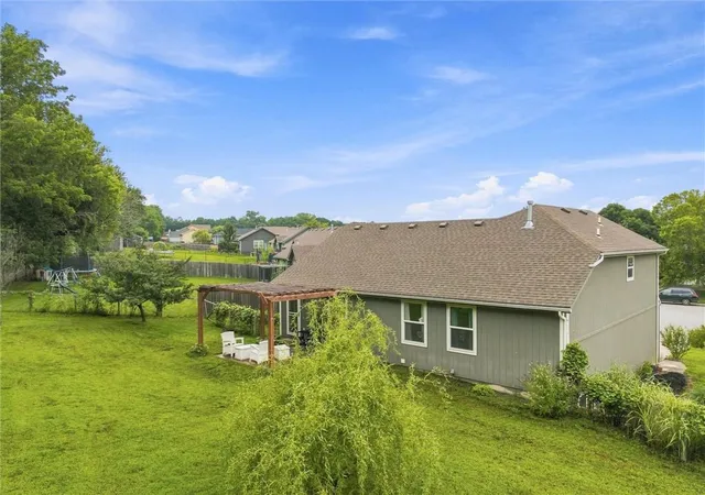 29th image of 16805 Juniper Dr, Basehor, KS 66007 | MLS# 2633182