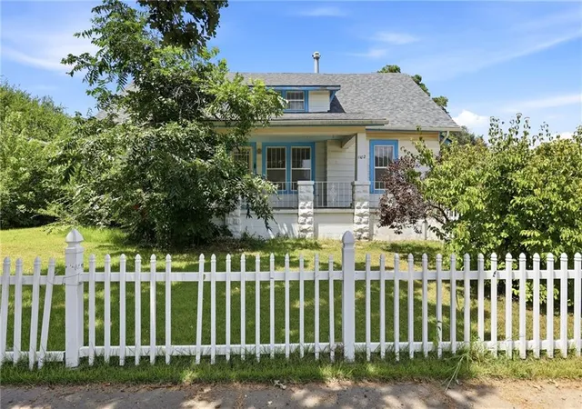 1st image of 1102 S National Ave, Fort Scott, KS 66701 | MLS# 2633190
