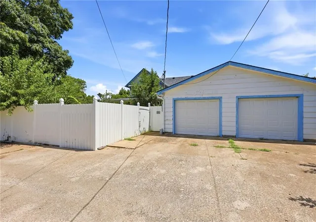 23rd image of 1102 S National Ave, Fort Scott, KS 66701 | MLS# 2633190