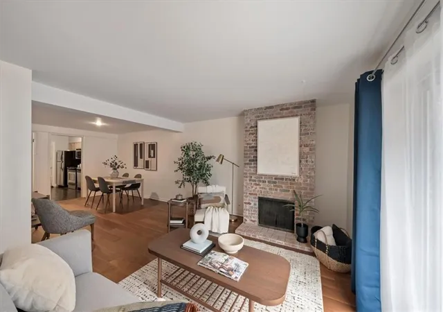 Photo 4 of Condo for sale at 4426 Jarboe St #1, Kansas City, MO 64111 | MLS# 2633200 | Listing updated on 2026-08-19