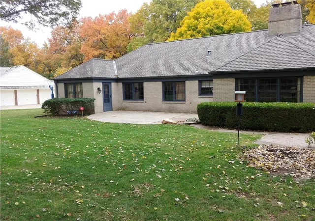 2nd image of 9715 Sagamore Rd, Leawood, KS 66206 | MLS# 2633206