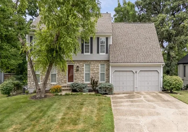 1st image of 13404 W 84th St, Lenexa, KS 66215 | MLS# 2633219