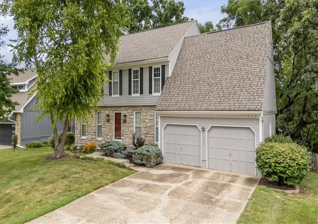 2nd image of 13404 W 84th St, Lenexa, KS 66215 | MLS# 2633219
