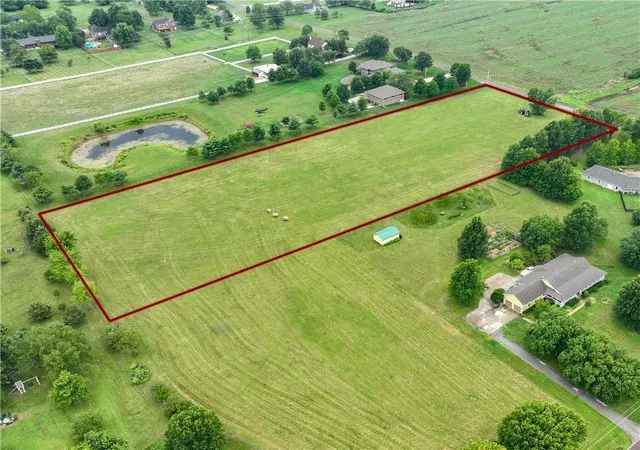 4th image of 19185 Antioch Rd, Bucyrus, KS 66013 | MLS# 2633229