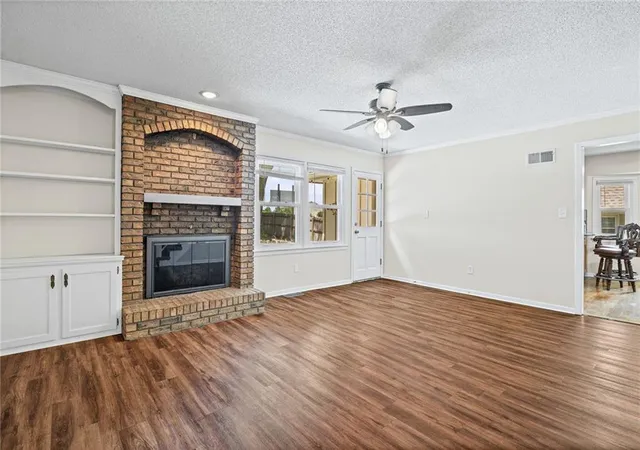 2nd image of 12606 W 69th St, Shawnee, KS 66216 | MLS# 2633230