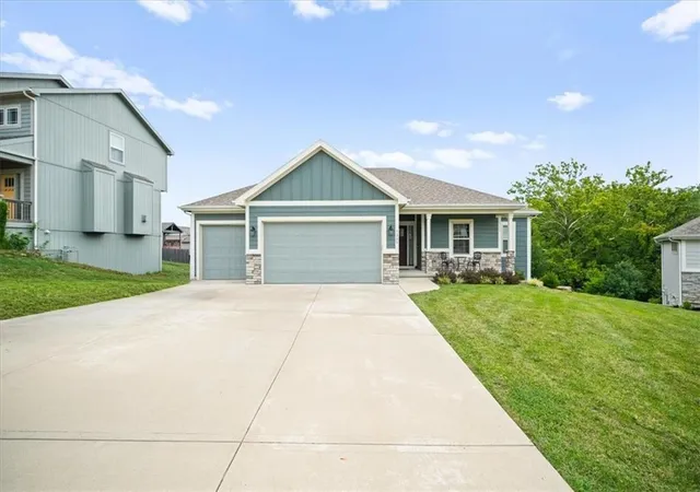 Photo 1 of Single family home for sale at 7365 N Lamar Dr, Kansas City, MO 64152 | MLS# 2633236 | Listing updated on 2026-09-15