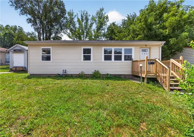 Photo 2 of Single family home for sale at 103 Berton Rd, Excelsior Springs, MO 64024 | MLS# 2633267 | Listing updated on 2026-08-10