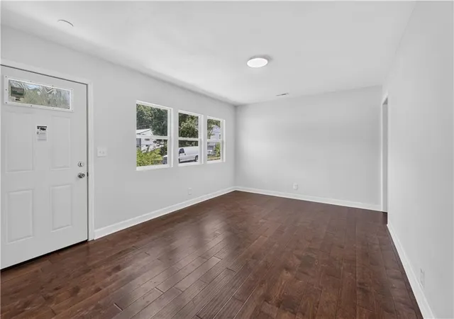 Photo 5 of Single family home for sale at 103 Berton Rd, Excelsior Springs, MO 64024 | MLS# 2633267 | Listing updated on 2026-08-10