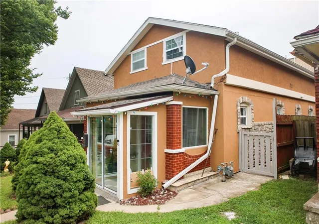 Photo 3 of Single family home for sale at 861 Ohio Ave, Kansas City, KS 66101 | MLS# 2633274 | Listing updated on 2026-08-05
