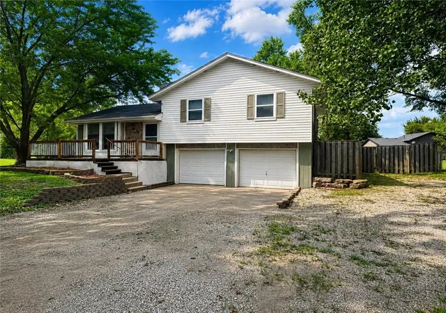 Photo 1 of Single family home for sale at 112 Sharon Ln, Garden City, MO 64747 | MLS# 2633286 | Listing updated on 2026-08-13