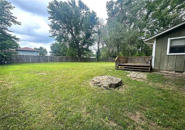 Photo 4 of Single family home for sale at 112 Sharon Ln, Garden City, MO 64747 | MLS# 2633286 | Listing updated on 2026-08-13