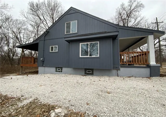 2nd image of 3046 N 27th St, Kansas City, KS 66104 | MLS# 2633291