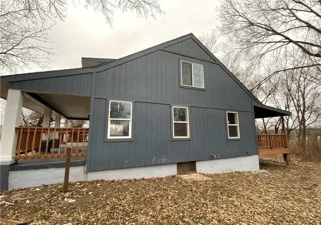 3rd image of 3046 N 27Th St, Kansas City, KS 66104 | MLS# 2633291