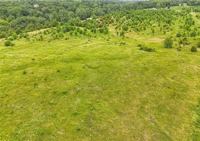 36th image of 1460 E 250 Rd, Lecompton, KS 66050 | MLS# 2633304