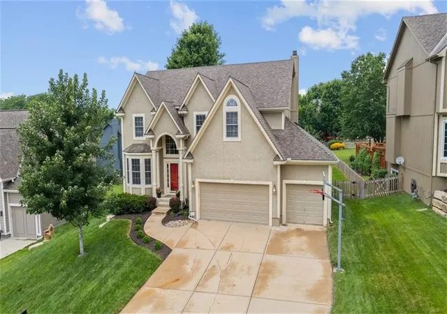 41st image of 22414 W 45th St, Shawnee, KS 66226 | MLS# 2633308