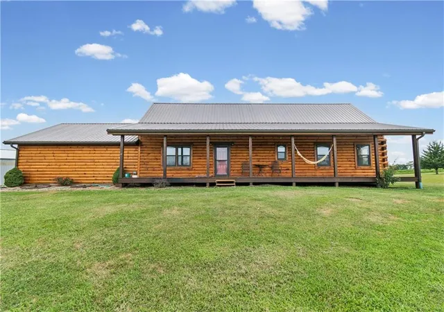 Photo 1 of Single family home for sale at 33829 280th Street, Hamilton, MO 64644 | MLS# 2633356 | Listing updated on 2026-07-27