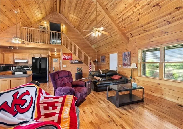 Photo 5 of Single family home for sale at 33829 280th Street, Hamilton, MO 64644 | MLS# 2633356 | Listing updated on 2026-07-27