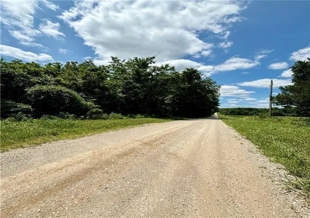 12th image of 00000 W 750 Rd, Mound City, KS 66056 | MLS# 2633358