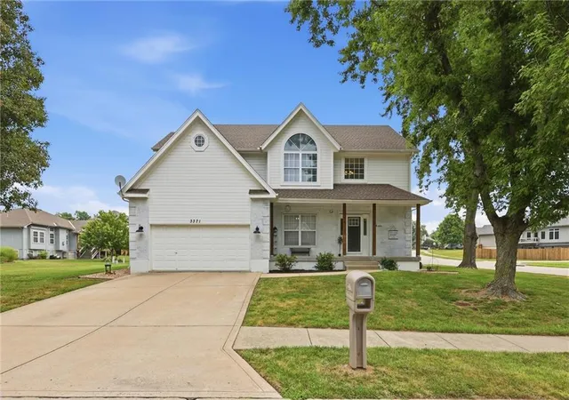 Photo 1 of Single family home for sale at 3371 S Cochise Ave, Independence, MO 64057 | MLS# 2633366 | Listing updated on 2026-10-07