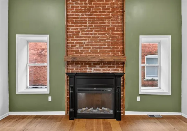 Photo 4 of Single family home for sale at 528 Park Ave, Kansas City, MO 64124 | MLS# 2633373 | Listing updated on 2026-08-27