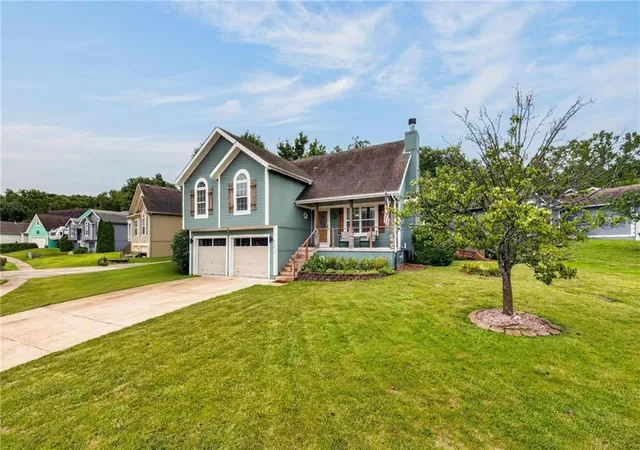 Single family home for sale at 21417 E 50th Terrace S, Blue Springs, MO 64015 | MLS# 2633384