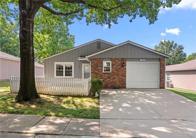 24th image of 11327 W 77th Ter, Overland Park, KS 66214 | MLS# 2633396
