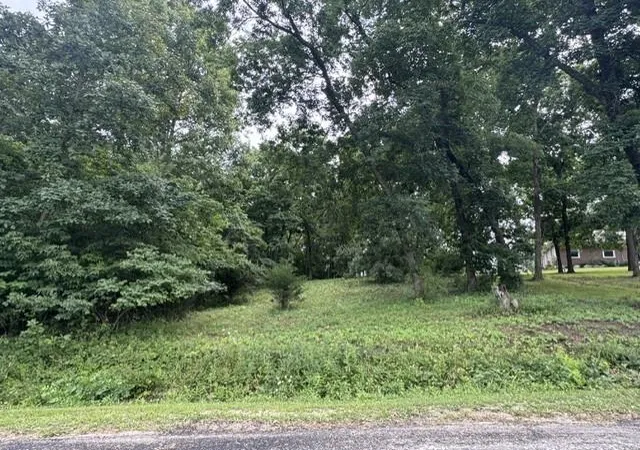 Photo 4 of Land for sale at Lot 1915 1916 Lake Viking Ter, Gallatin, MO 64640 | MLS# 2633407 | Listing updated on 2026-07-24