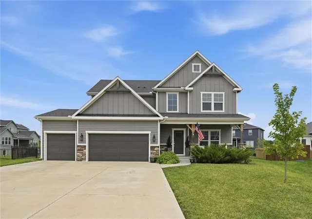 Photo 2 of Sale Pending at 31700 W 164th Court, Gardner, KS 66030 | MLS# 2633419 | Listing updated on 2026-09-21
